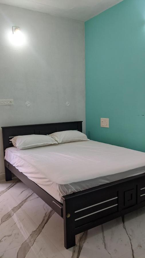 Dilkush Munroe Homestay Kollam Eksteriør billede