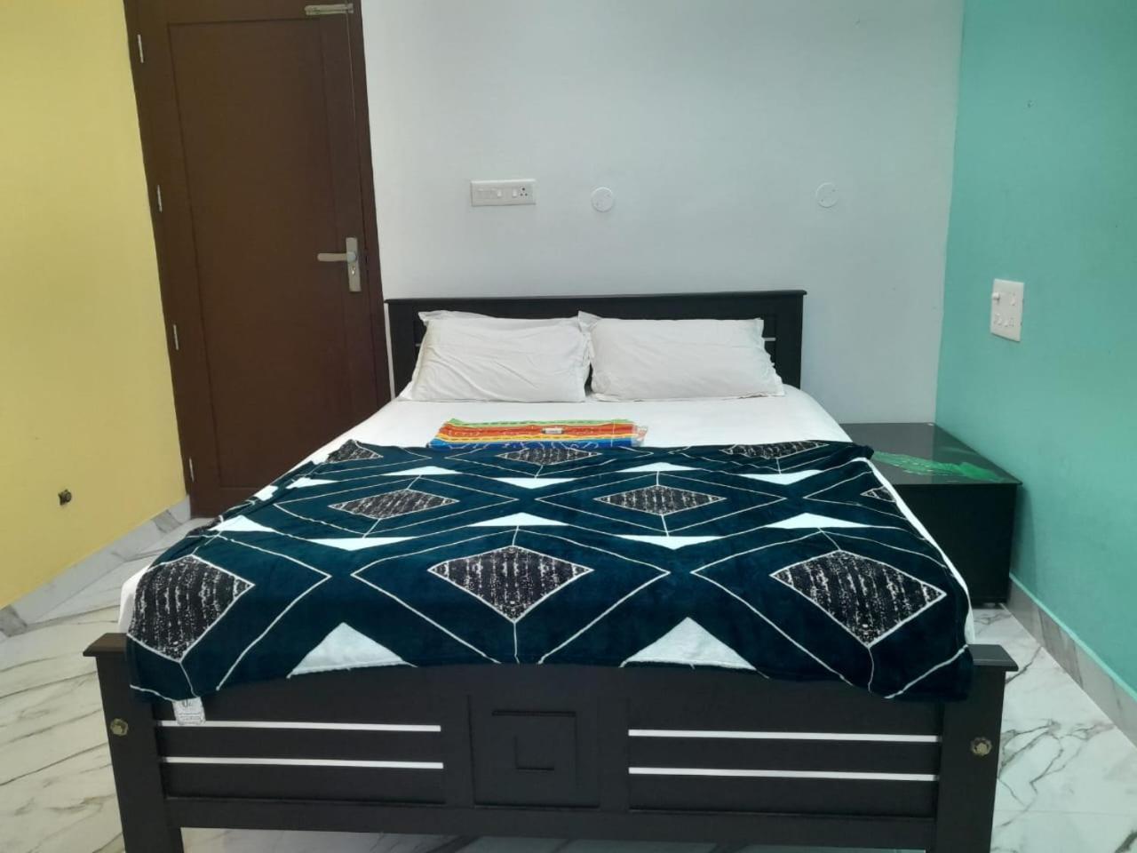 Dilkush Munroe Homestay Kollam Eksteriør billede